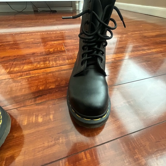 Dr. Martens Black Leather Lace-Up Boots - Picture 6 of 15